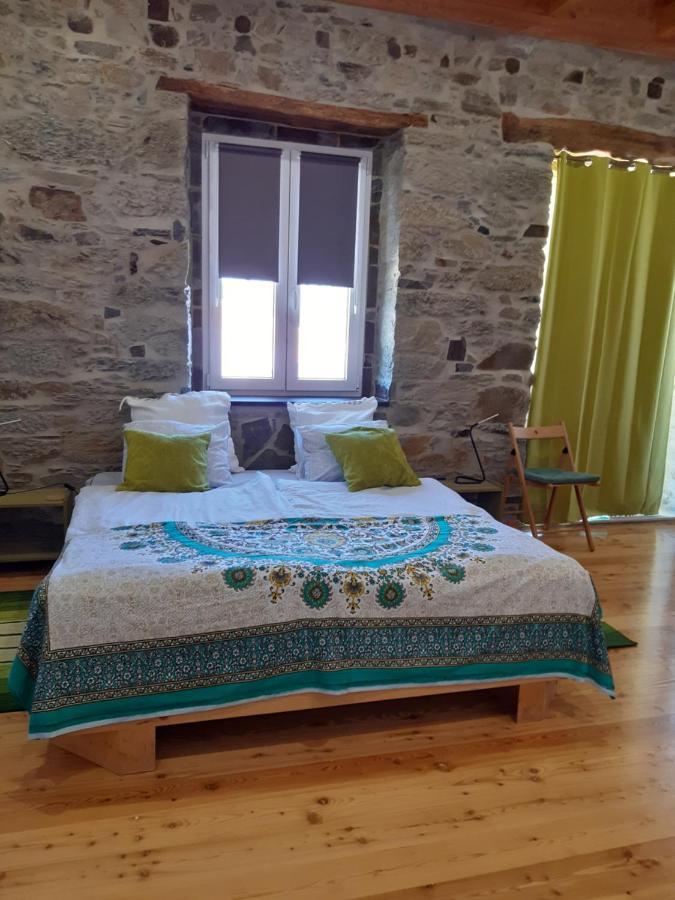 Bed and Breakfast Quinta Quatro Ventos Сертан Экстерьер фото