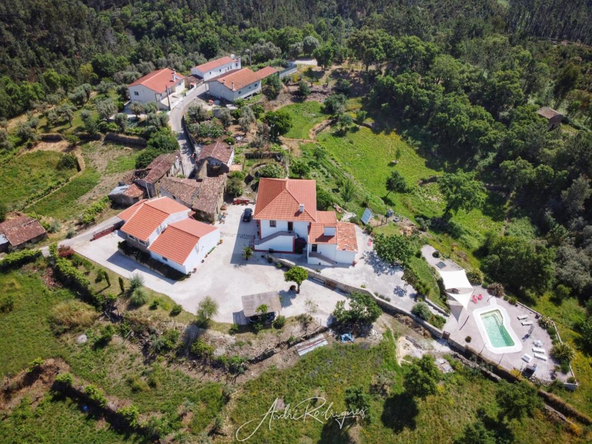 Bed and Breakfast Quinta Quatro Ventos Сертан Экстерьер фото